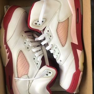 Women air jordan retro 5. (GS) size 7